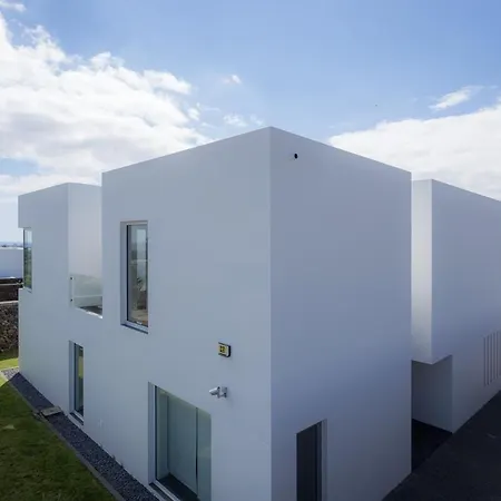 Loureiro-luxury Retreat Willa Ponta Delgada